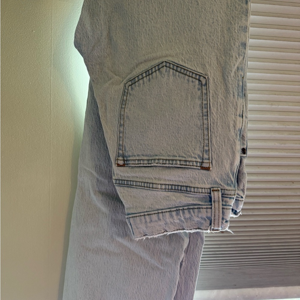 Abercrombie and Fitch ‘The 90’s Relaxed High Rise’ Jean